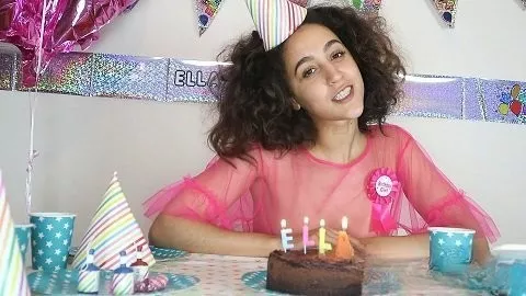 Ella Dearest Handfertigung meiner Geburtstagstorte (ScatShop.com)