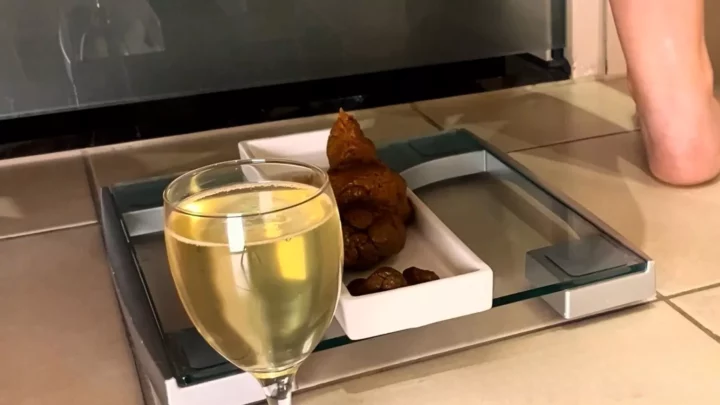 Exquisite champagne and finest pralines (Premium user request by Bert) with Lady Luci 4,99 €