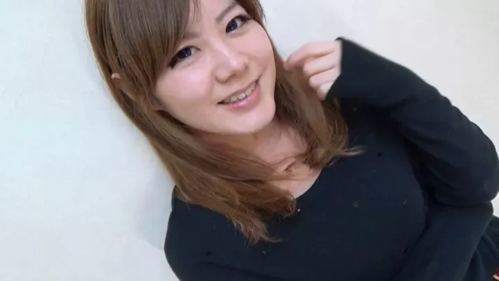 Screenshot 3 from 女孩自摄排便 (FHD 1080p)