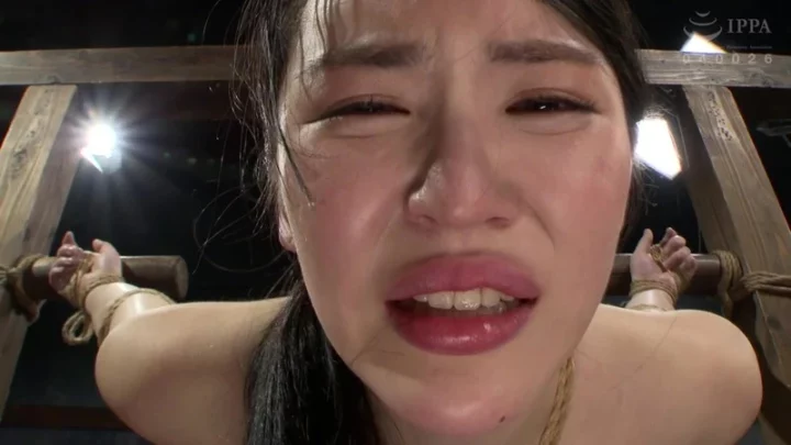 Screenshot 20 from GTJ-091 Shiomi Akari Completely Restrained • Fully Submissive Interrogation Drug Gold TOHJIRO Label Tohjiro