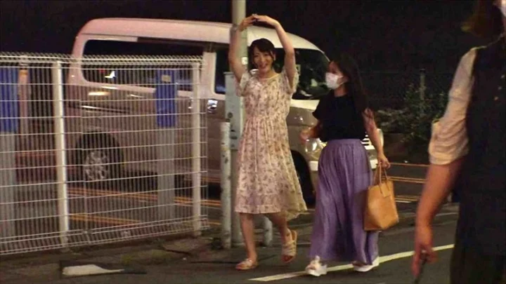 Screenshot 9 aus BOKD-206 Momo Mari Der süße Otokonoko, der eine Jungfrau ärgert - K.M.Produce Transsexuell
