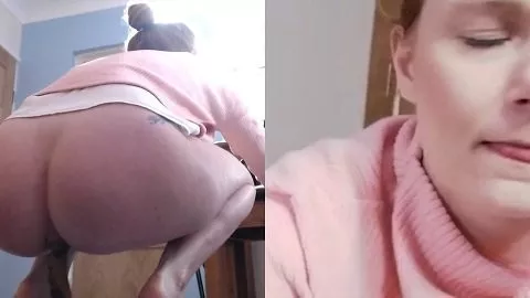 Screenshot 2 aus Hayley-x-x Scheißen. Butt Plug & Gesichtsausdrücke (01.07.2020)