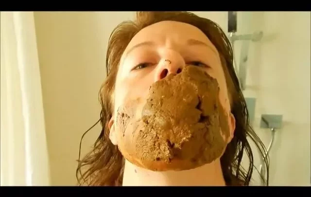 Screenshot 1 from 나는 비디오 SantaraScat에 출연하는 변기야.