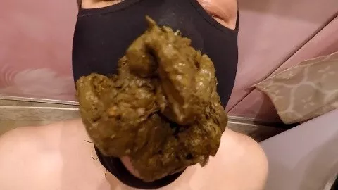 Screenshot 2 aus Janet Die Sklavin Frisst Mein Gesäß Scheiße