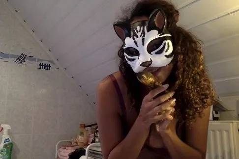 Kinkycat Banana Request video