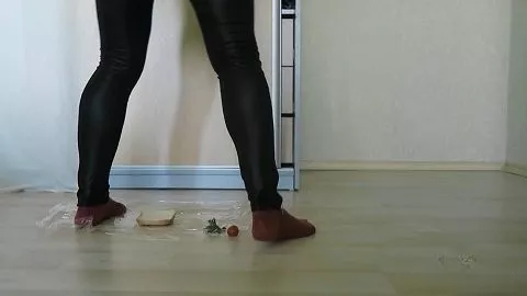 Screenshot 1 from 琳达的屁股早晨便便三明治