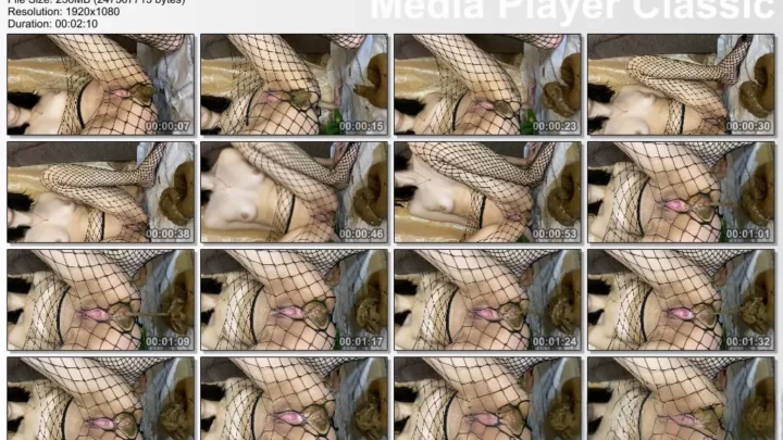 Screenshot 1 from 긴 똥이 어망 스타킹을 입고 있고, 오줌을 누는 소녀