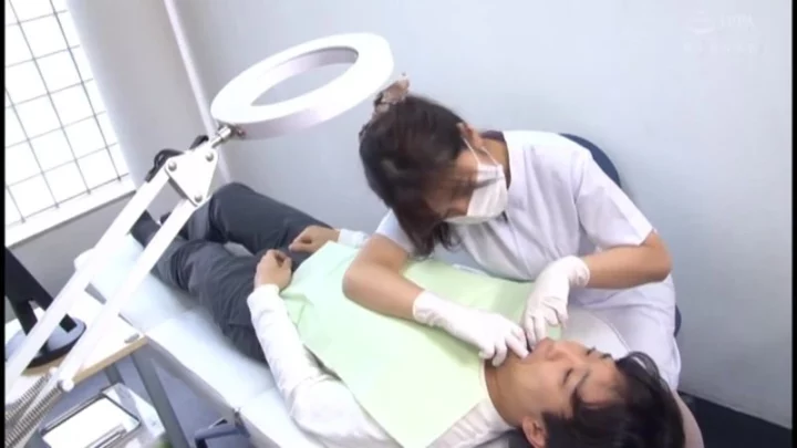 Screenshot 9 aus MGMP-055 Yuuri Maina, die Hand der Schulkrankenschwester mit Handschuhen Blasen: Mazeru Ejakulation REINIGUNG! 3 Hirose Yuka Unterwürfige Männer, Göttin Premium