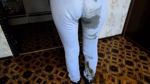 Screenshot 5 aus ModelNatalya94 Jeanswindeln Scheiße 2019