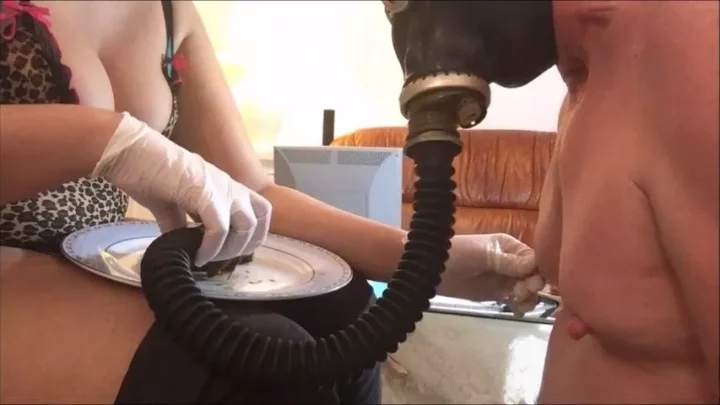 Screenshot 2 from My slave is my toilet