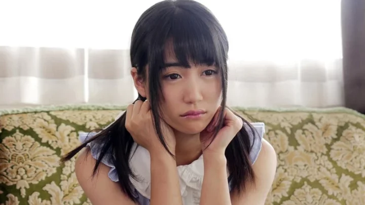 Screenshot 2 from KMHR-021 Fuwari Yua: The Innocent Daughter Becomes Her Perverted Dad’s Ideal Sex Toy – 120 Minutes of Incestuous Pleasure