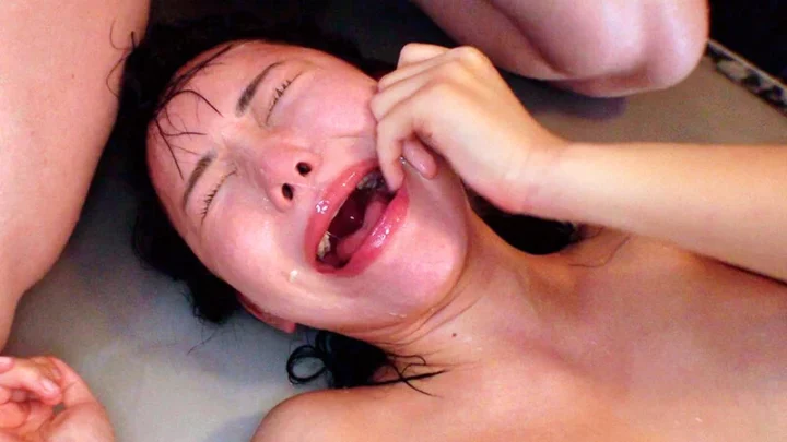 Screenshot 2 from ENKI-093 Yuno Yume: The Sexual Melody of a Shameless Hole – Commanded to Worship, a Virgin’s Desperate Plea for Deep Throating