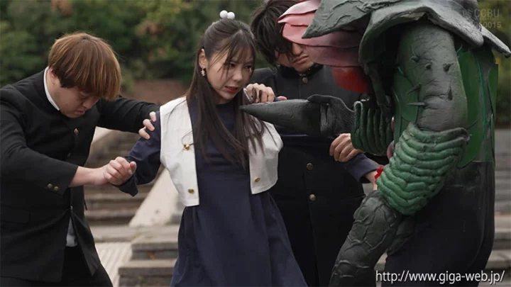 Screenshot 4 from SPSE-88 Yuki Yoshizawa (Yoshizawa Yuki) Fight! Space Woman Part 1 Episode 29 The Space Plant Monster Planter Attacks GIGA