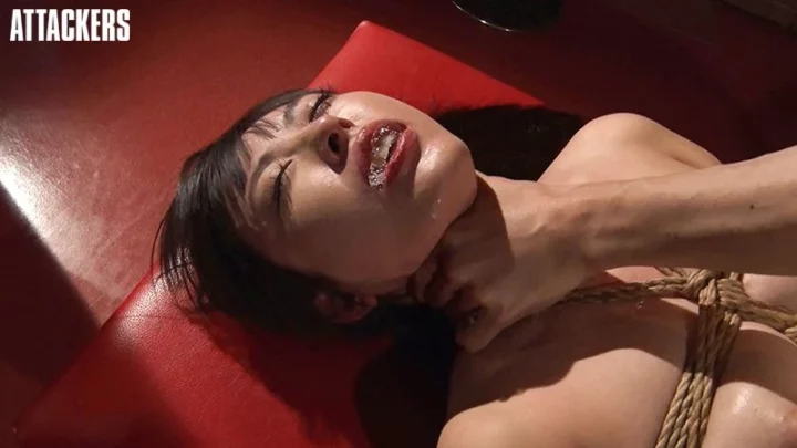 Screenshot 9 aus JBD-236 Kuroki Ikumi Mania's Rohes Analerniedrigung: Hebi Baku Einlauf