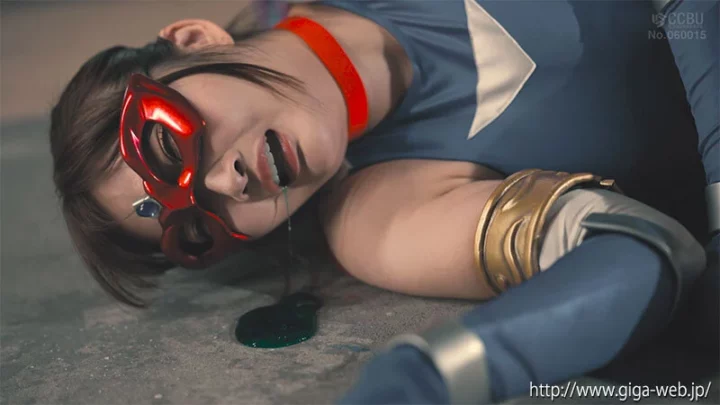 Screenshot 9 aus SPSF-49 Habatake Suzume: Spank Dark Squeezing - Spank & Dark Angel Kampfaction GIGA