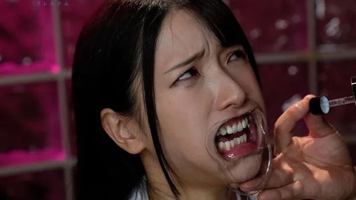 Screenshot 9 from PRTD-035 宫西光: 羞辱 强烈可怜的美女们 - 我绝对不会在被救出之前 confess 2 小时