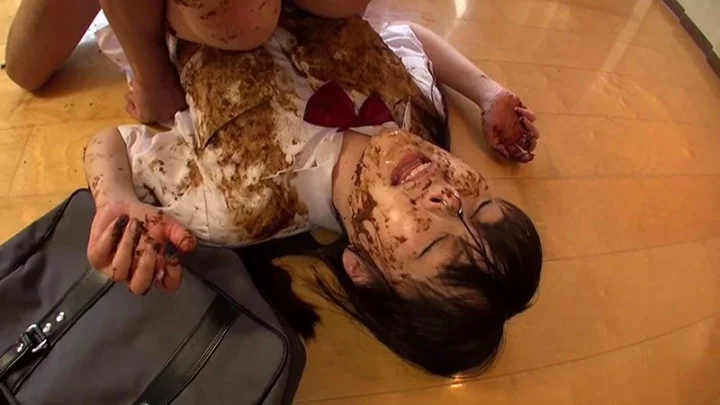 Screenshot 10 from GKD-037 Humiliation: Scat 137 Minutes Kyoku Kan