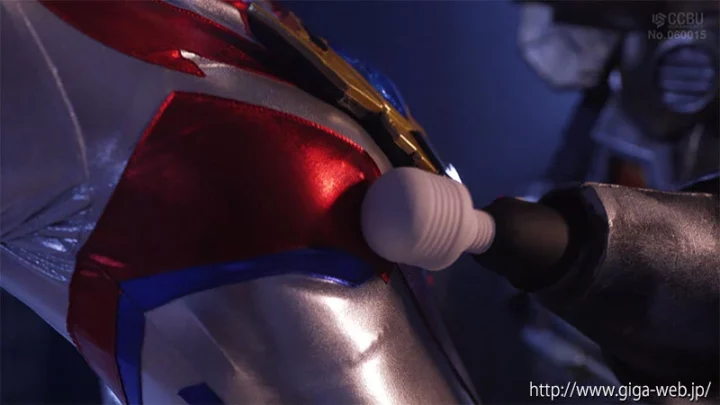 Screenshot 17 aus SPSF-42 Tachibana Kyouka: Riesen Shemale Hyper Star gegen Riesenroboter & Alien Kampfaction GIGA