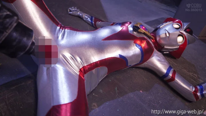 Screenshot 20 aus SPSF-42 Tachibana Kyouka: Riesen Shemale Hyper Star gegen Riesenroboter & Alien Kampfaction GIGA