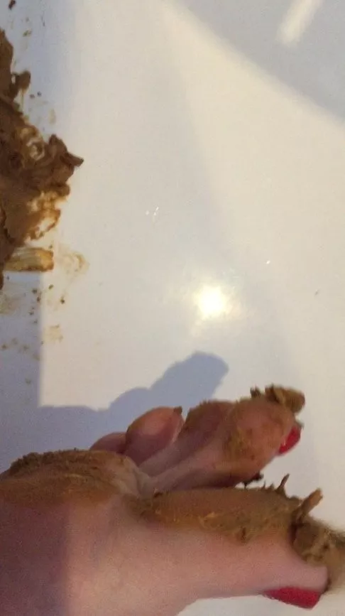 Screenshot 2 from Trampling Poop (2.02.2021) 9.99$ (Premium Request) via Mistress JuliaTaylor