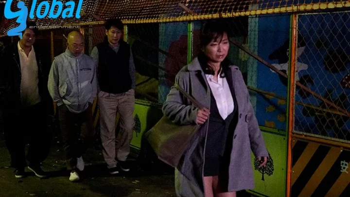 Screenshot 11 from TTTV-009 코즈에 토키타 인간 포획선: 수영복 미녀의 50가지 루트 - 대량 사정 다큐멘터리