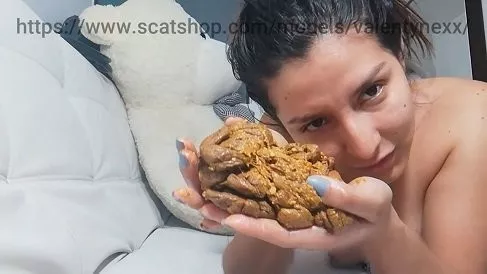 Valentynexx Halb weich und halb hart Poo (19.08.2021)