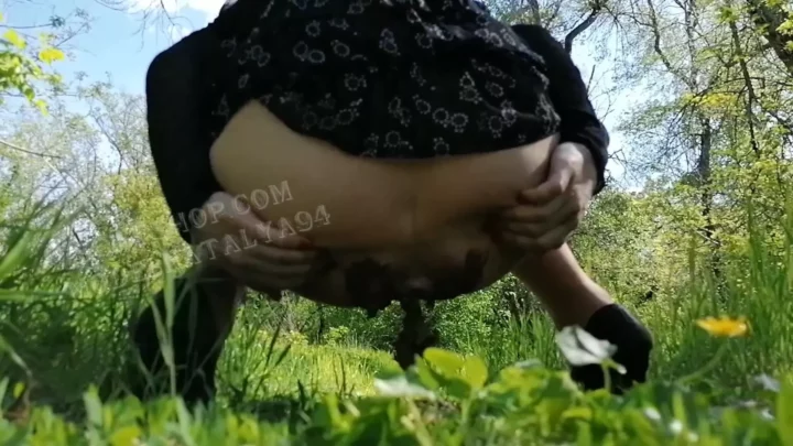 In schmutzigen Unterhosen hereingekommen