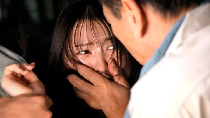 SVCAO-029 もがみいちはな: 逃げられない男性支配の職場に閉じ込められた、勤勉な労働者たちは生の情熱で「スカート」させられる のスクリーンショット 1