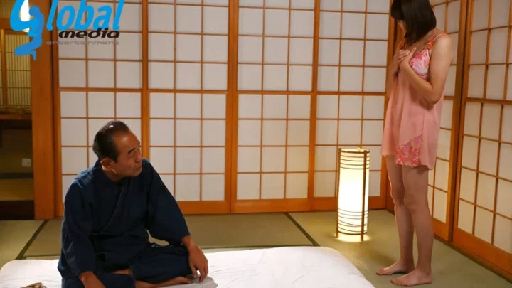 Screenshot 2 aus GMA-093 Honda Hitomi: Die erniedrigte Hausfrau - Ein Ehemann sperrt seine schöne Frau zu Hause ein und nutzt ihre wahre Natur aus