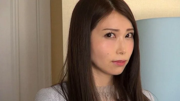 Screenshot 2 from ISRD-001 Saeki Yumika: Secretary in… (Tight Sweater Room) Dream Ticket