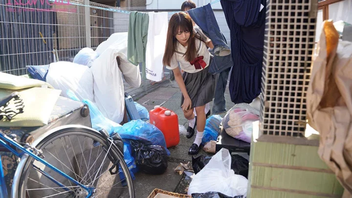 Screenshot 2 from CAWD-983 Kitaoka Karin: Deep Throating the Adorable Idol Wife Who Got Pregnant After 73 Ejaculations Without Condoms in a Neighbor’s Cluttered Room