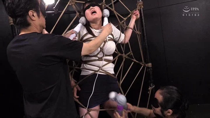 Screenshot 2 from DUIB-008 Miura Aya: The Humiliation Execution Platform: The Taranchula vol.8 – Naked Body Madness Setup, Busty Doll Girl… Kickbom Baby Entertainment Humiliation