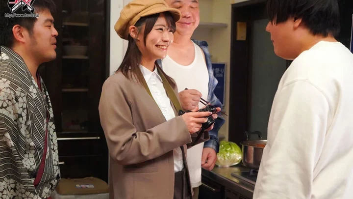 Screenshot 2 from DSOD-090 藤条夏：连续三天不停地受孕，穿着白色制服的她疯狂，作为女神的逆流受精