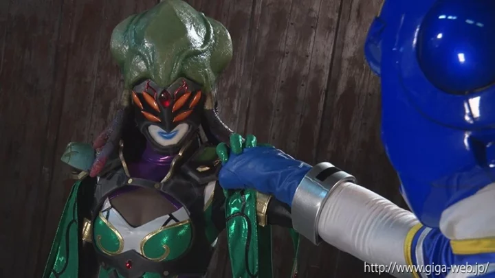 Screenshot 3 from GHMT-76 Miori Hara Heel Turn: The Devilish Female Monster Nurse – Explosion Battle Team Tiger Man’s Final Combat GIGA