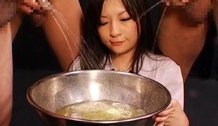 Screenshot 4 aus DDT-217 Sonohara Rika Zwangsanalerniedrigung, Scat, Dogma Goldene Duschen Gefesselte Schauspielerin