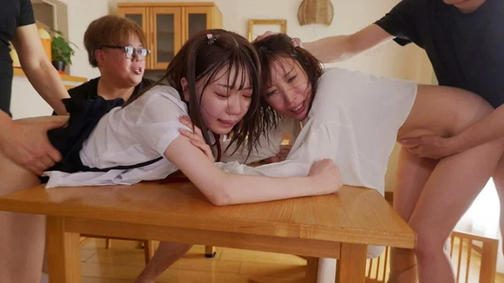Screenshot 5 from RLMP-015 彩奈里奈：从现在开始，我会侵犯这个家庭的每一个成员 - 每天侵犯，内心的北冈香琳