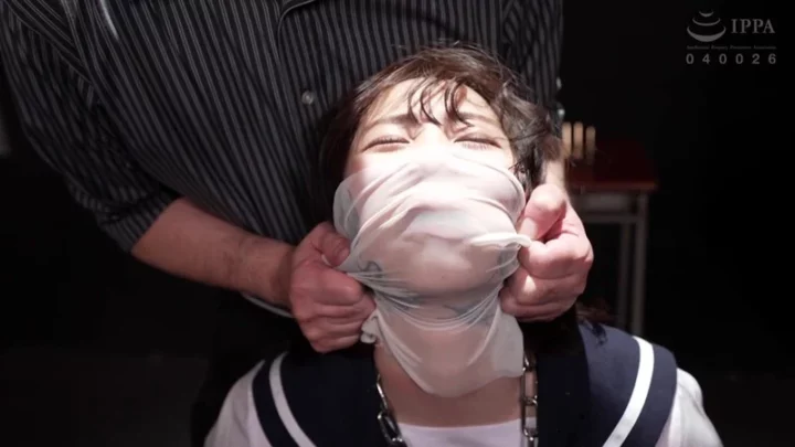 Screenshot 6 from DDHH-027 Shinohara Riko: The Virgin’s Live Interrogation Dogma