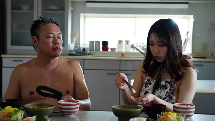 Screenshot 7 from JUR-866 皐月芽衣：丈夫不在的五天……被我专横的继父强迫屈服的慢节奏羞辱 玛丹娜