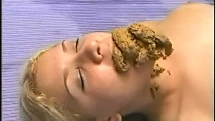 Screenshot 7 from GEMR-030 Scat World War: Japanese Girls vs Overseas Girls, Battle 50, 140 People, 210 Minutes SPECIAL, Scat Defecation Omnibus, Food Scat Gold Emperor