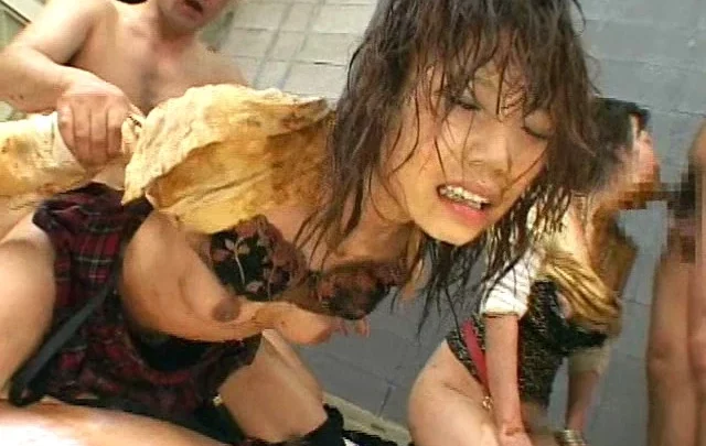 Screenshot 7 from DVDPS-840 渋谷女孩捕捉 3 对：强制深层灌肠癖好业余女孩