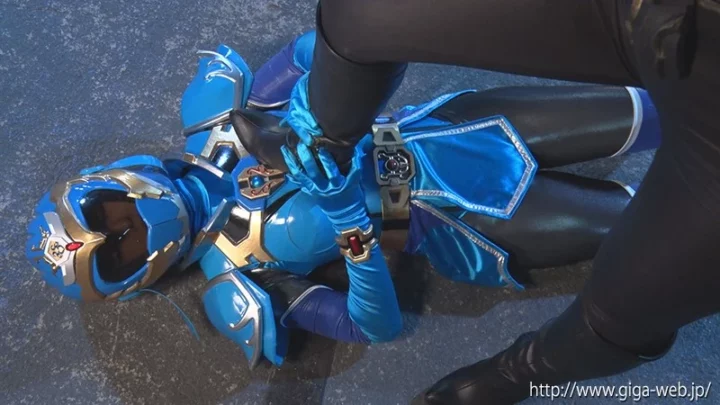 Screenshot 11 from GHMT-77 시오리 쿠라키 히로인 핀치 16 레이저 미카지 GIGA