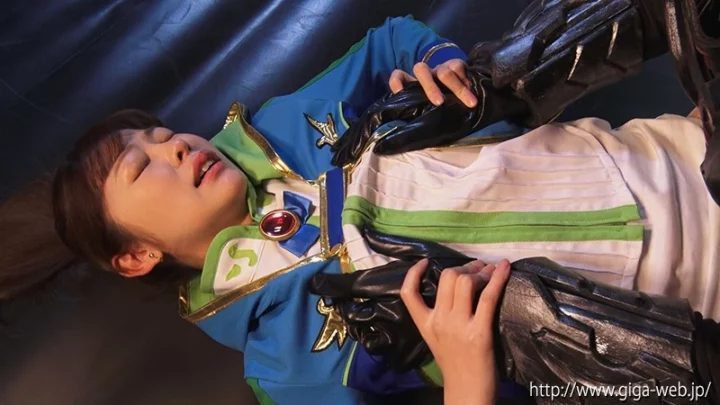 Screenshot 11 aus GHMT-72 Hinako Mori: Saikyou Sentai Cyellow Ranger Cyellow Green Henshin Fundoshi GIGA