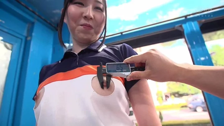 Screenshot 12 from RCTD-144 Mizushima Arisu Magic Mirror No. 1: A Virginal Schoolgirl’s First Boob Squeeze Challenge