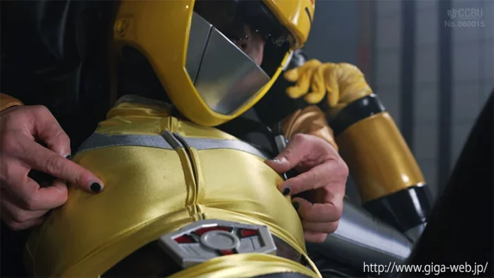 Screenshot 15 aus SPSE-92 Moa Wakatsuki (Wakatsuki Moa) Heldin Ero Pinch Omnibus Special Sentai Go Breakers Gelber Brecher GIGA