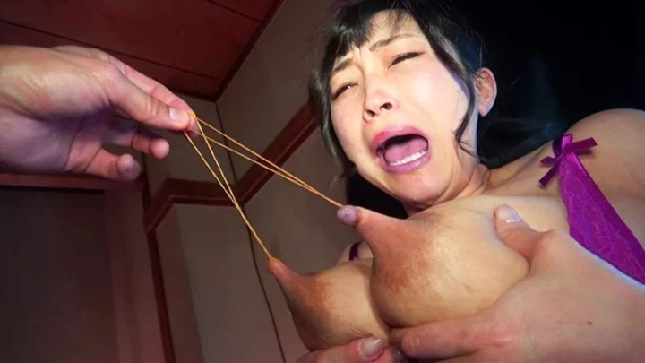 Screenshot 16 from PGFS-002 花塚栄子：妈妈的奶崩溃 - 星云会极限母乳