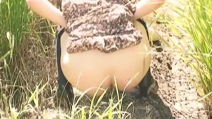 Screenshot 17 from EWAZ-017 录制完成！！女孩户外厕所和淋浴 DX 2 4小时 240分钟 偷窥狂热 Sukatoro 暴露狂热 Sukatoro