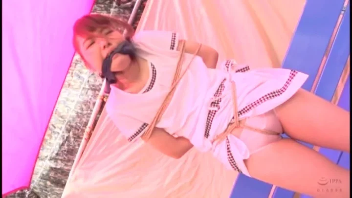 Screenshot 17 from CMV-148 佳山爱，桃子香音 穿着系带衣物的束缚：循环中的受折磨女性