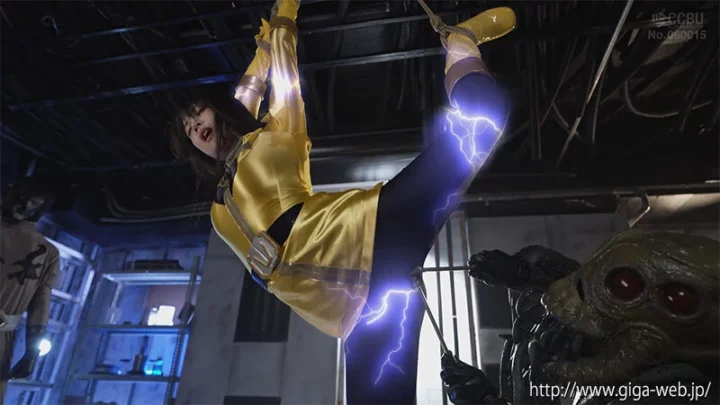 Screenshot 20 from SPSF-55 若月萌爱：战舰女英雄行动危机 ~星界坠落~ 星海中队凯萨火焰五凯萨伊罗