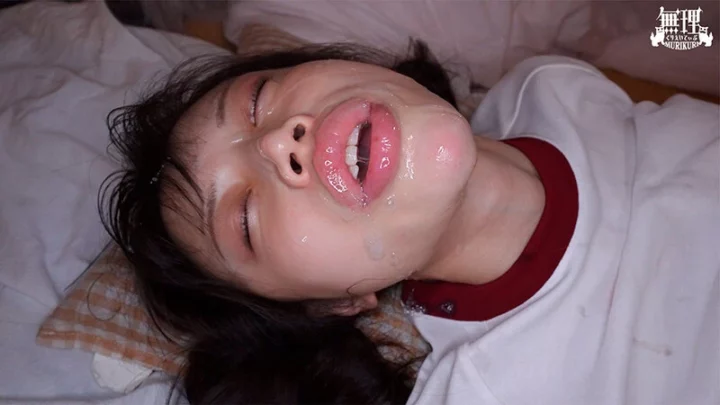 Screenshot 20 from MURIKURI-006 Wako Mizuhara: Schoolgirl in the Ghetto Forced into Deep Throat Oral Training
